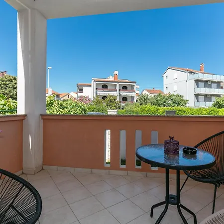 Bed & Breakfast Pansion Gaspar Biograd Na Moru