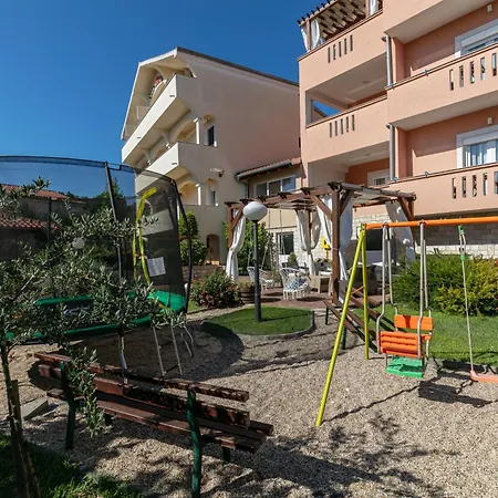 Pansion Gaspar Biograd Na Moru