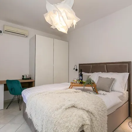 Pansion Gaspar Oda ve Kahvaltı