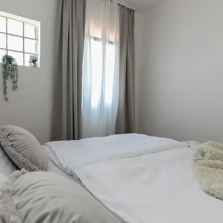Bed & Breakfast Pansion Gaspar Biograd Na Moru