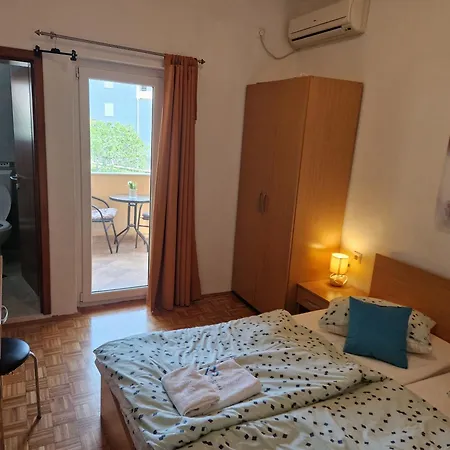 Bed & Breakfast Pansion Gaspar Biograd Na Moru