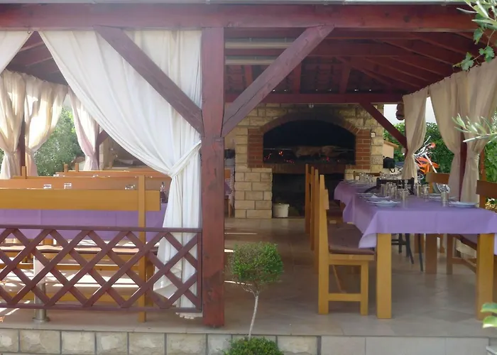 Pansion Gaspar 3* Biograd Na Moru
