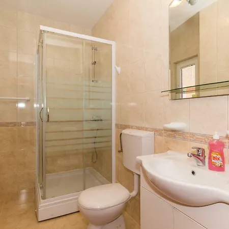 فندق مبيت وإفطار Pansion Gaspar